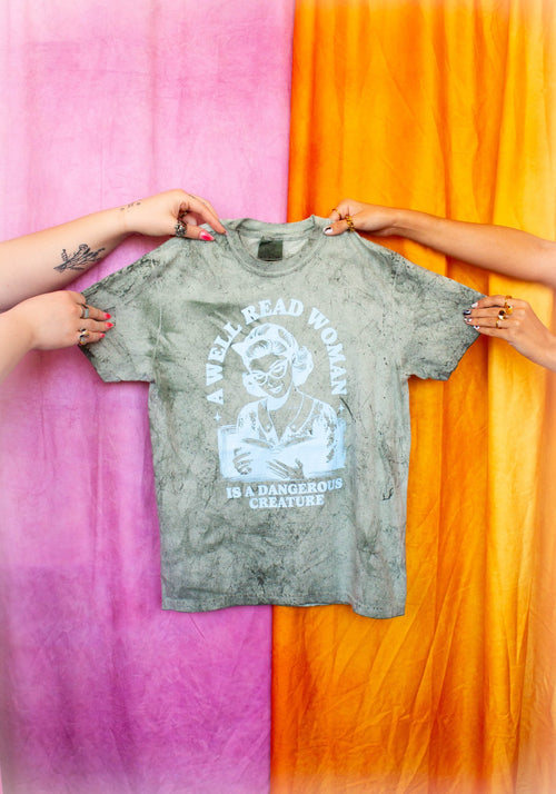 A Well Read Woman is a Dangerous Creature - Shirt - Wild Oak & Wire
