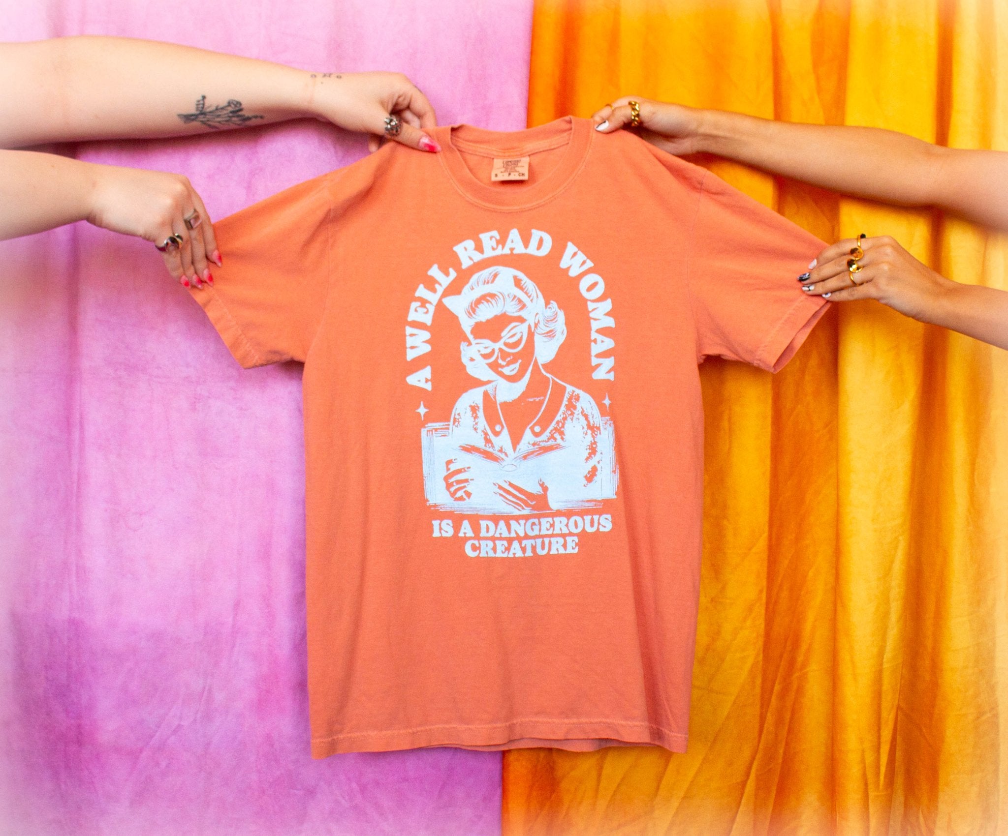 A Well Read Woman is a Dangerous Creature - Shirt - Wild Oak & Wire